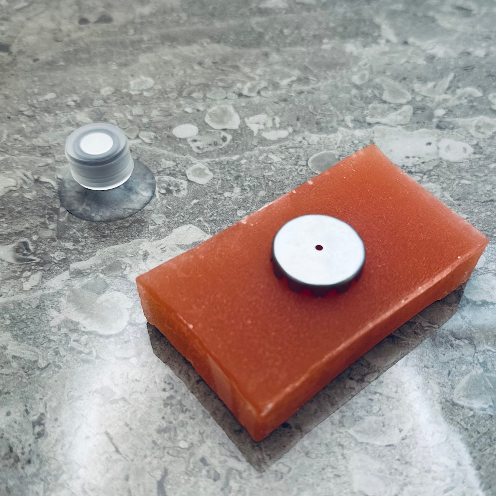 Magnetisk Tvålhållare med Sugpropp