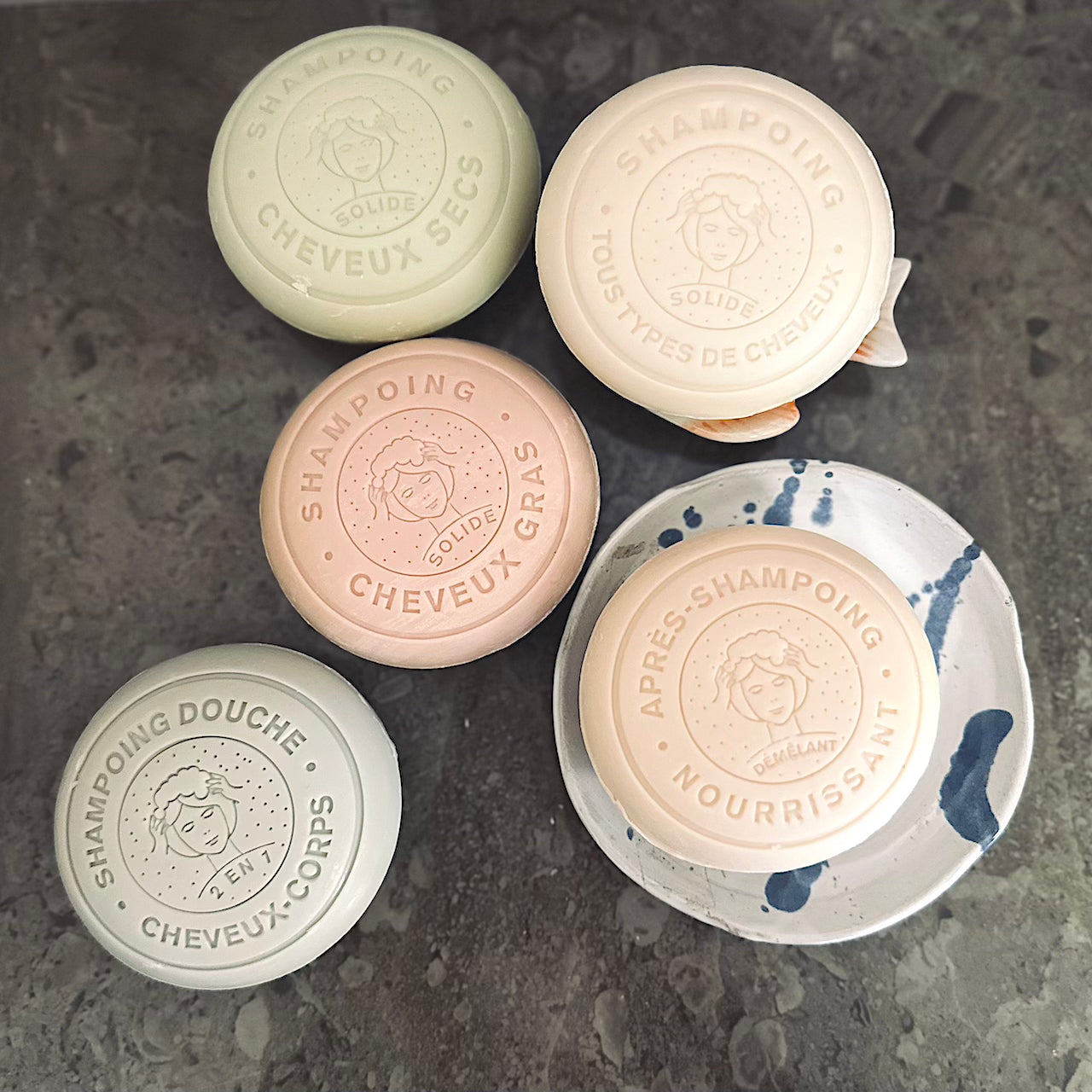 Fast Balsam med Ekologisk Åsnemjölk – Skonsam Hårvård från Provence